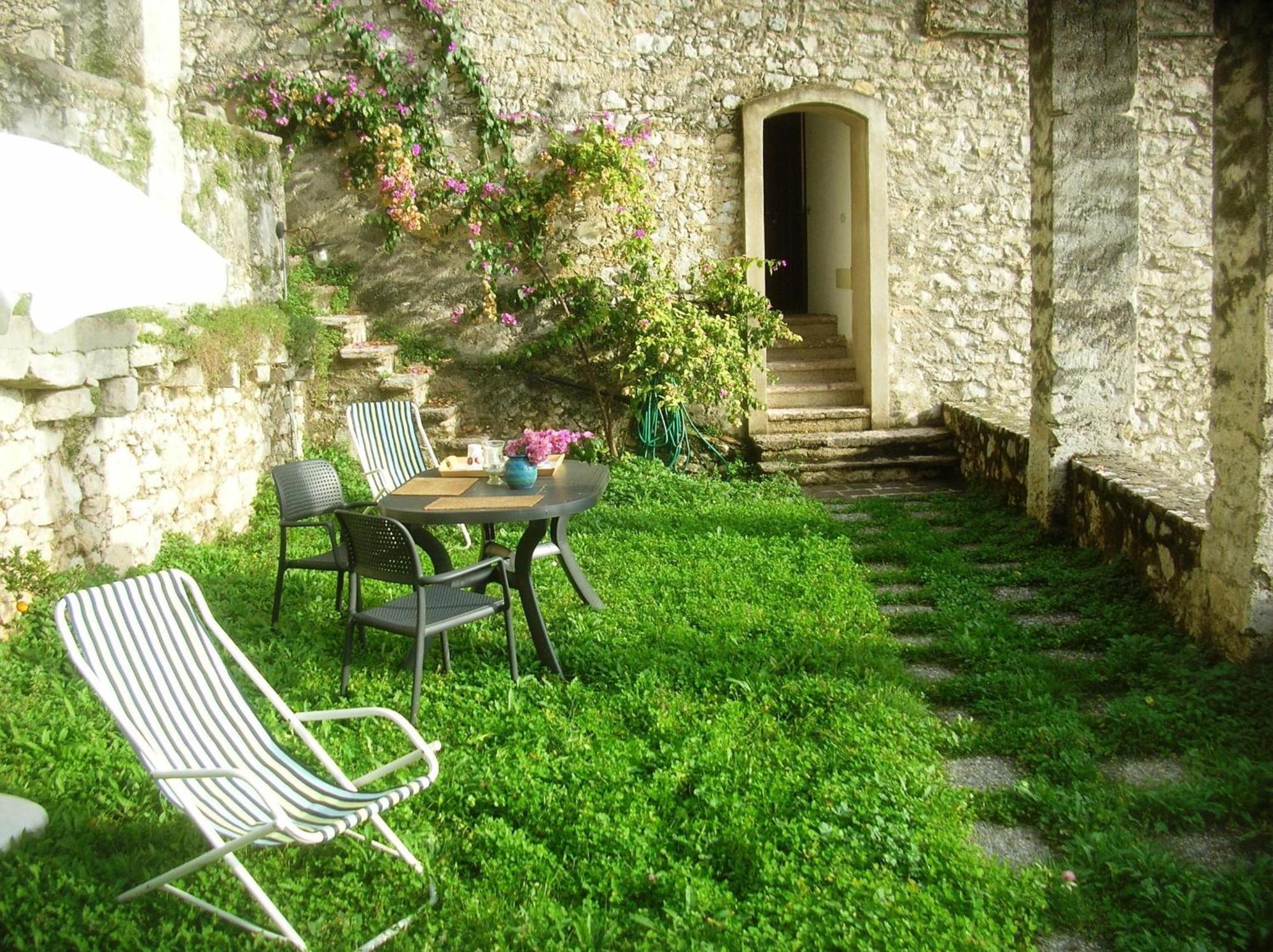 Pra De La Fam B&B Tignale Bagian luar foto