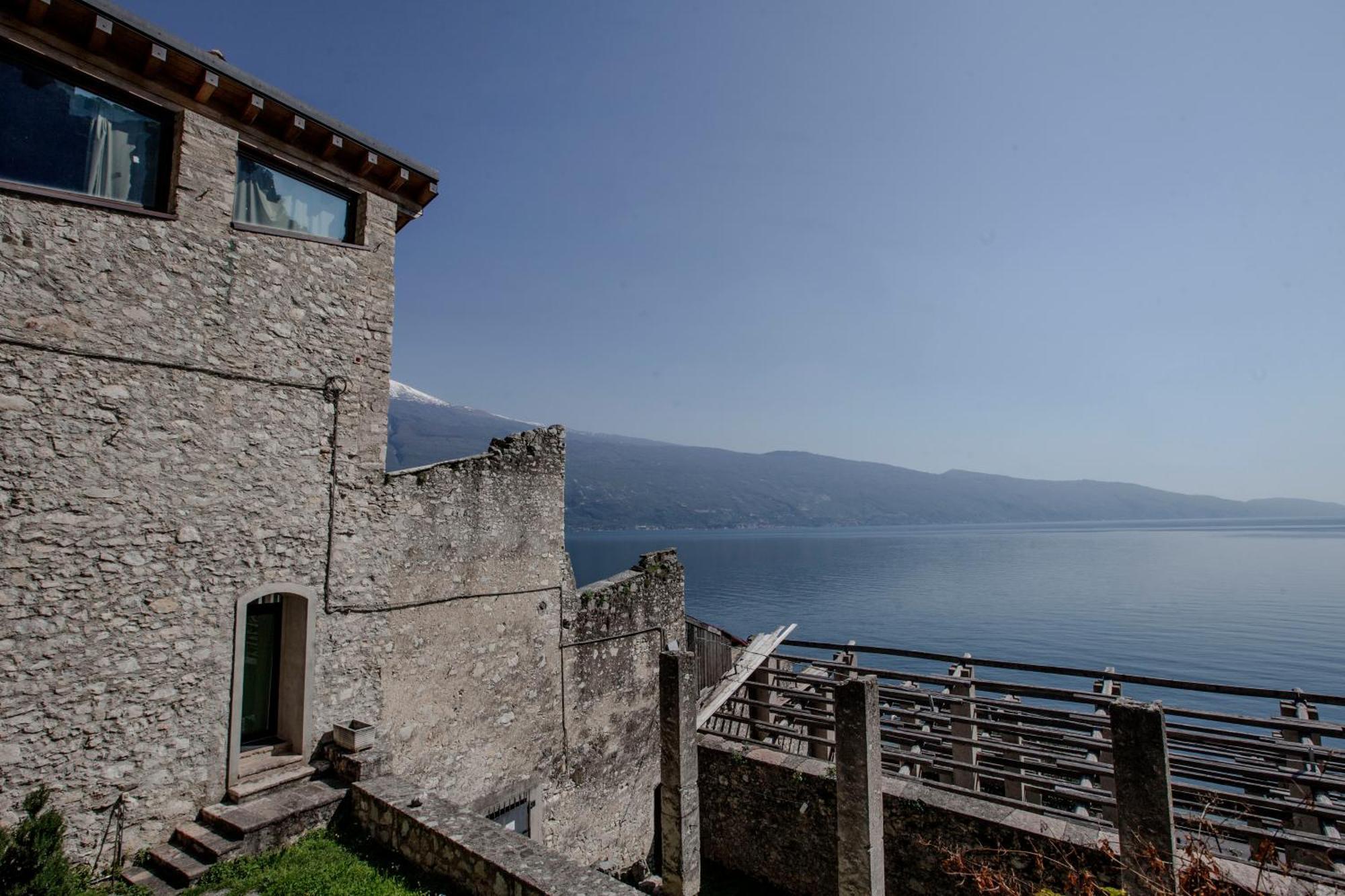 Pra De La Fam B&B Tignale Ruang foto