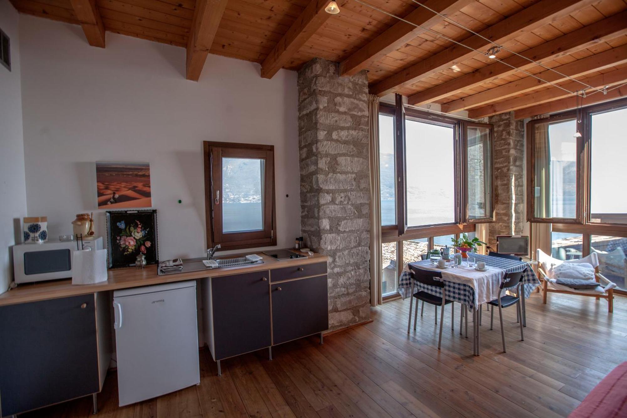 Pra De La Fam B&B Tignale Ruang foto