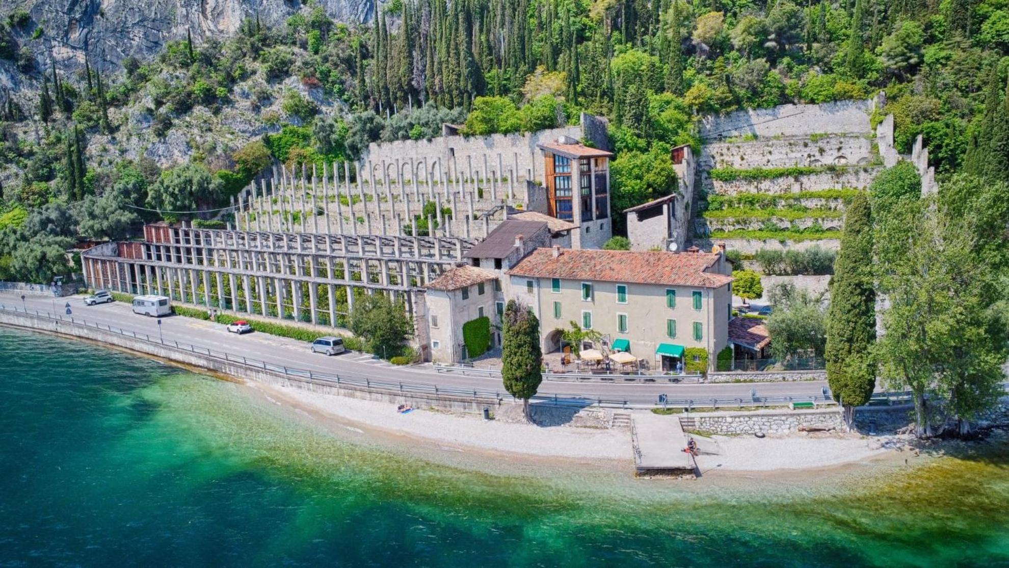 Pra De La Fam B&B Tignale Bagian luar foto